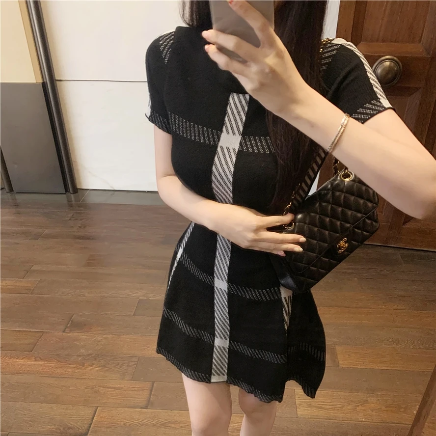 Luxury Brand Design 2024 Summer Knit Elastic Black Short Sleeve Dress For Women Fashion Mini Slim Vestidos Skirt Clothes