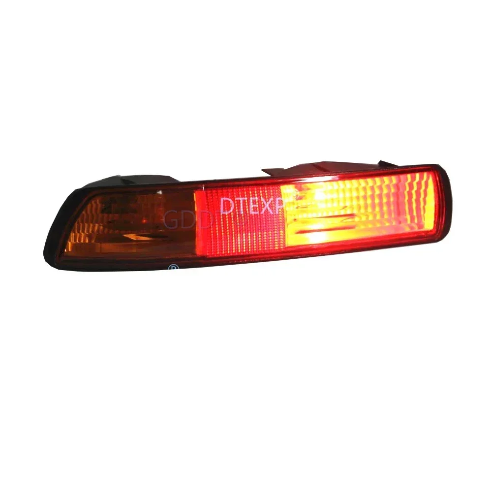 

1 Piece Rear Bumper Lamp for Pajero V60 Rear Fog Light for Montero 2000-2003 V70 Stop Warning Lights for Shogun MR508783