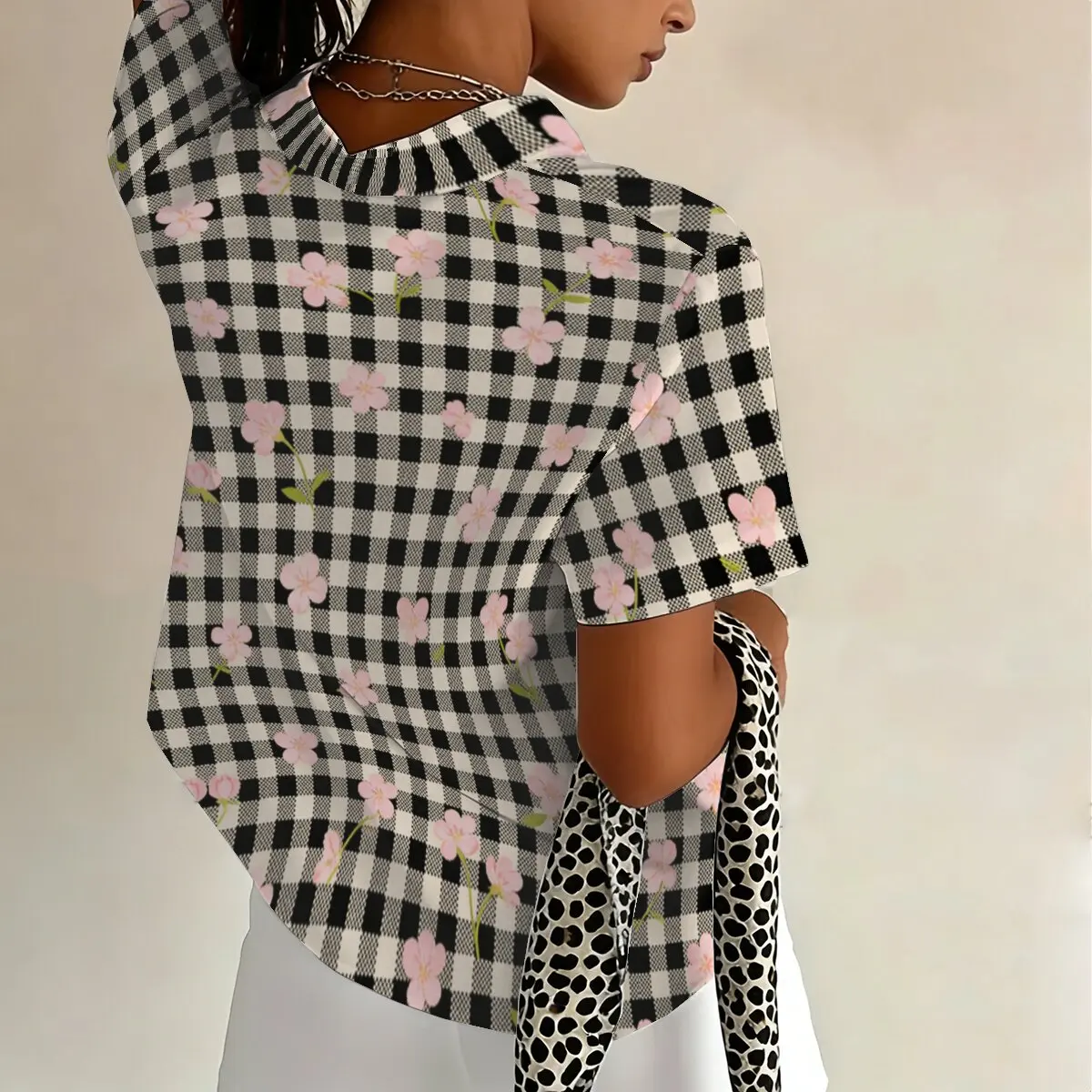 Summer Fashion Plus-Size Women's Short-Sleeve Lapel Shirt, Plaid & Floral Print, Retro Sweet, Suitable for Social Occasions. image 4