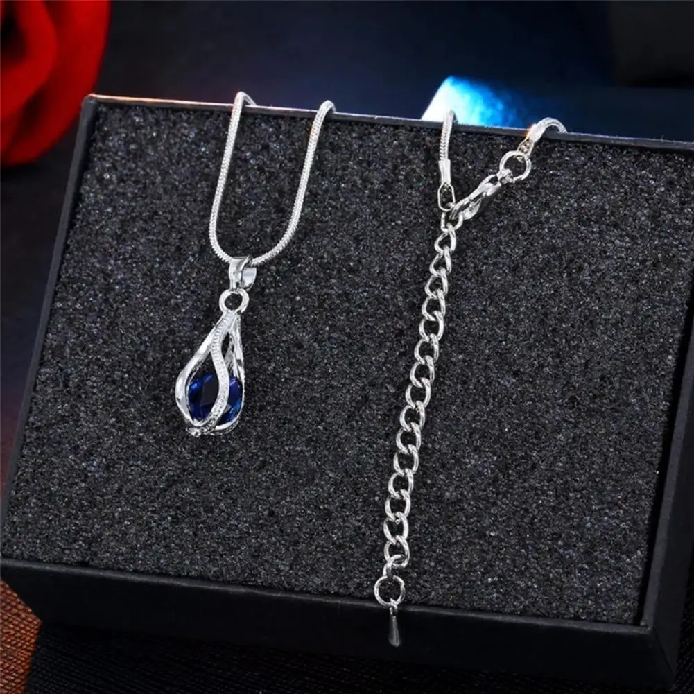 1 Set Elegant Pendant Earrings  Temperament Gorgeous Women Earrings  Wedding Sparkling Spiral Necklace Set