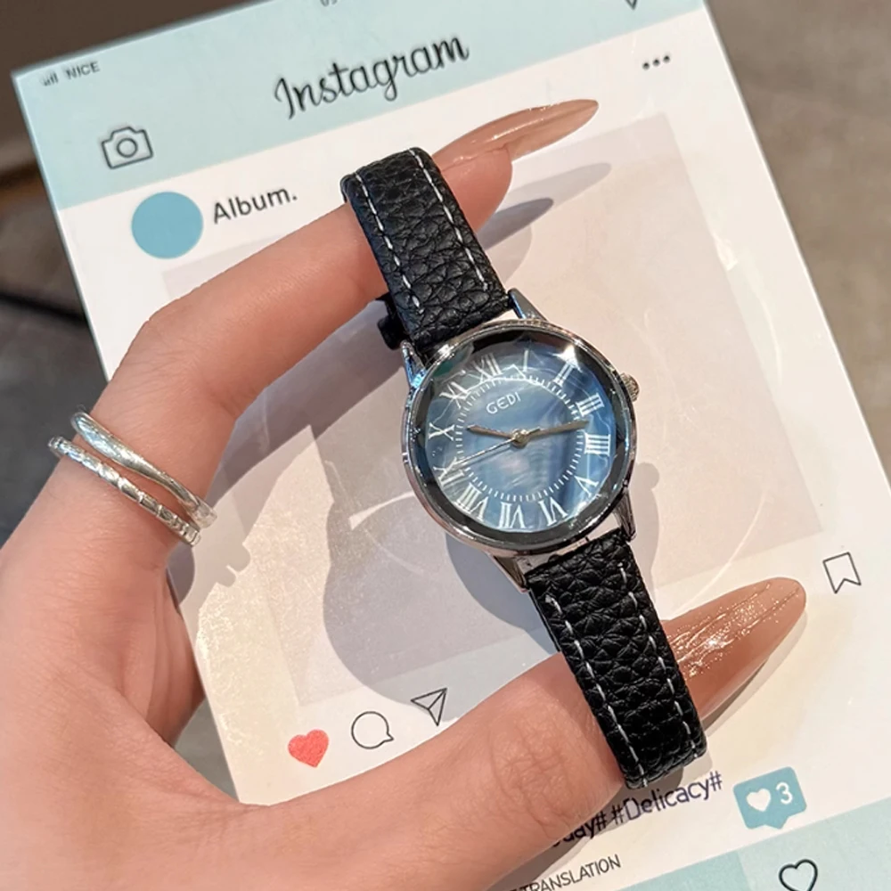 Fashion temperament minimalist luxury disc belt with quartz women's watch for women‘s girl party gift jewlry wholesale