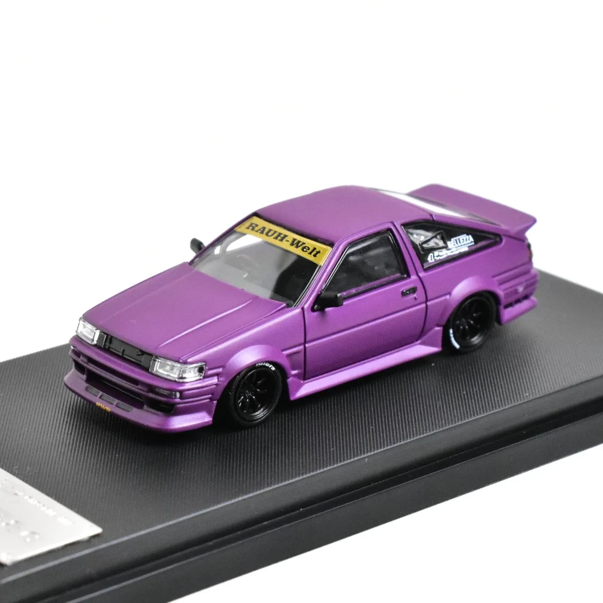 

StreetWeapon SW 1:64 wide-body RWB AE86 alloy car model