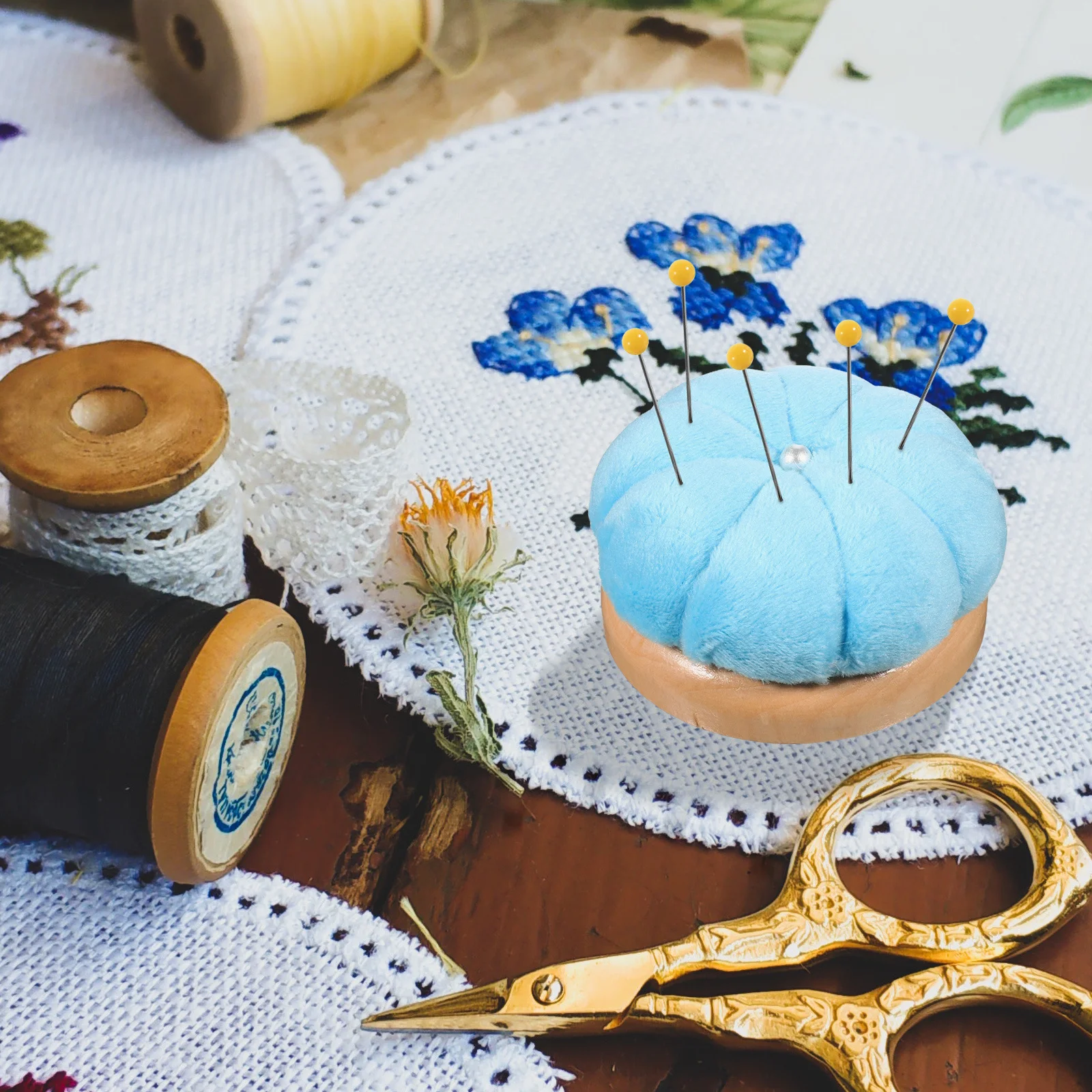 

2Pcs Pumpkin Sewing Needle Holder Soft Cotton Pin Cushion Cute Organizer Crossstitch Base Needle Storage for Sewing Accessories