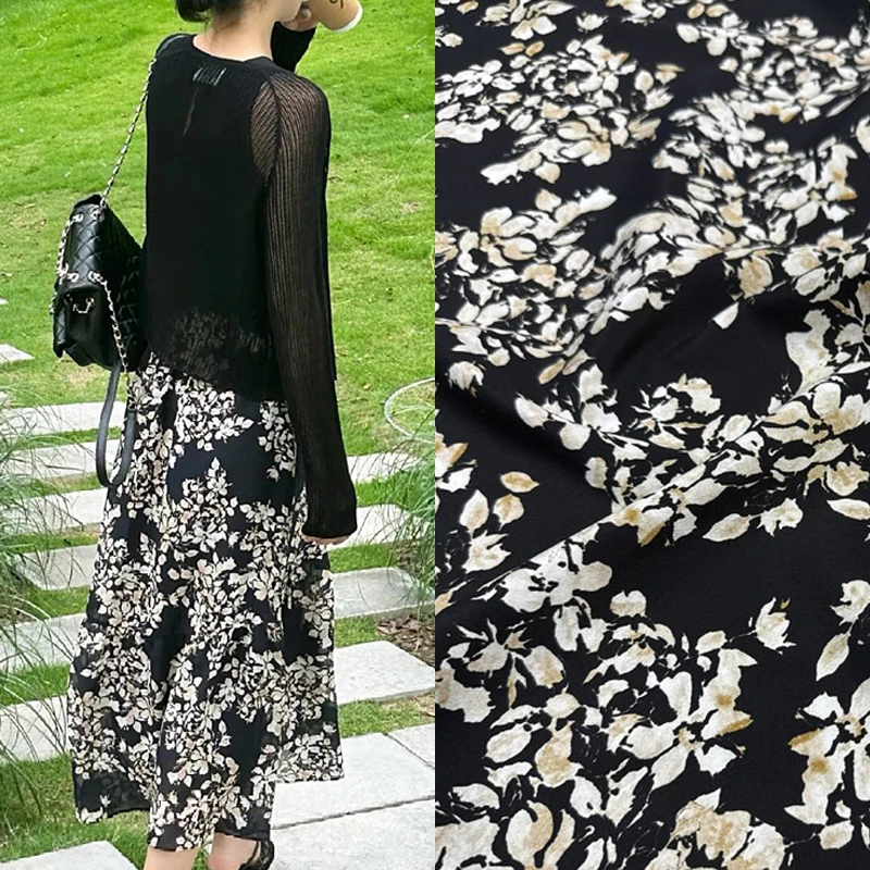 Elastic Thin Silk Fabric Lovely Small Floral Printed Silk Crepe de Chine Fabric for DIY Sewing Soft Dress Pants Pajamas R2660