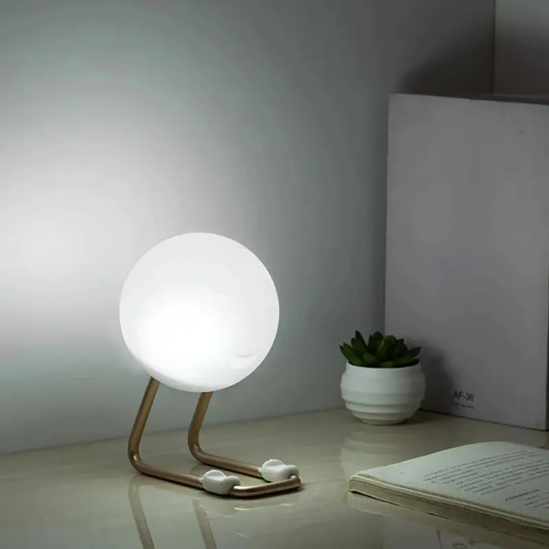 1 pz Silicone LED luce notturna lampada di ricarica USB per la casa multifunzionale supporto per telefono cellulare camera da letto regalo luce bianca/gialla