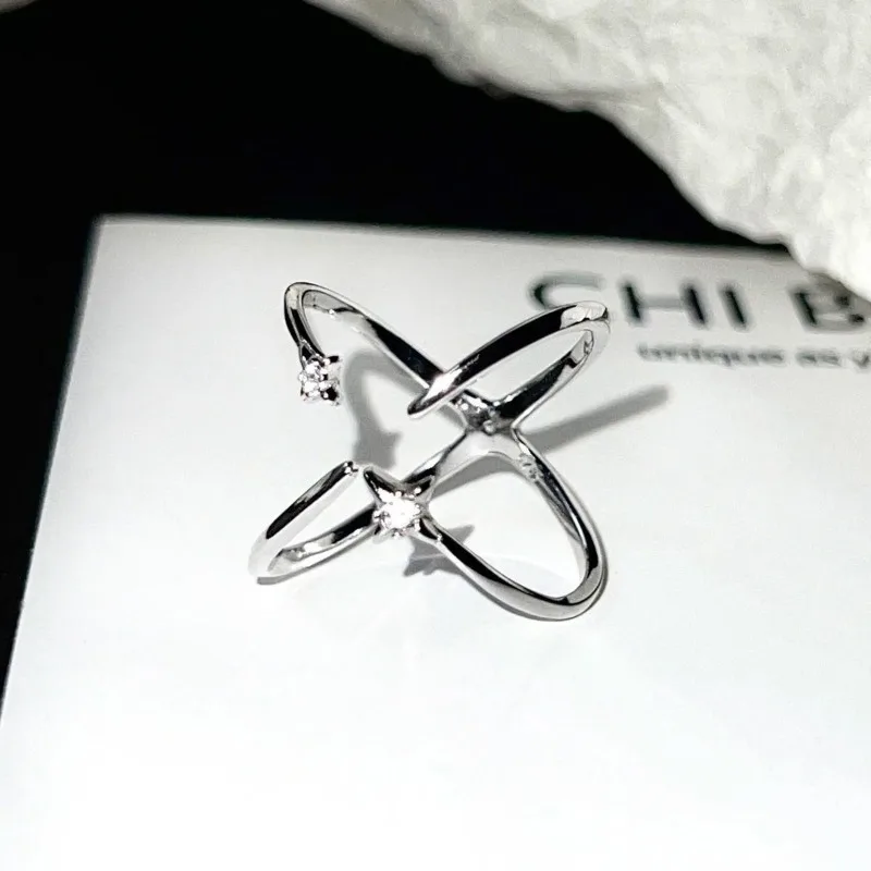 Liefde en Deepspace Creatieve Cartoon Xavier Onregelmatige Damesringen Vakantiegeschenken Gepersonaliseerde Creatieve Yiyou Sieraden Groothandel