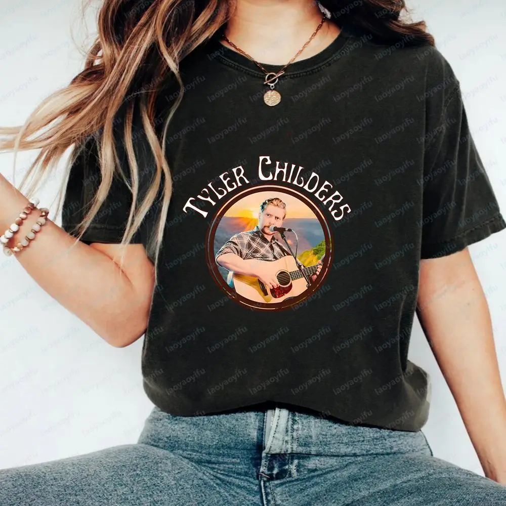 Tyler Childers - Summer Trend Loose-Sleeved Men's and Women's Universal Pattern Large-Sized Comfortable T-Shirt