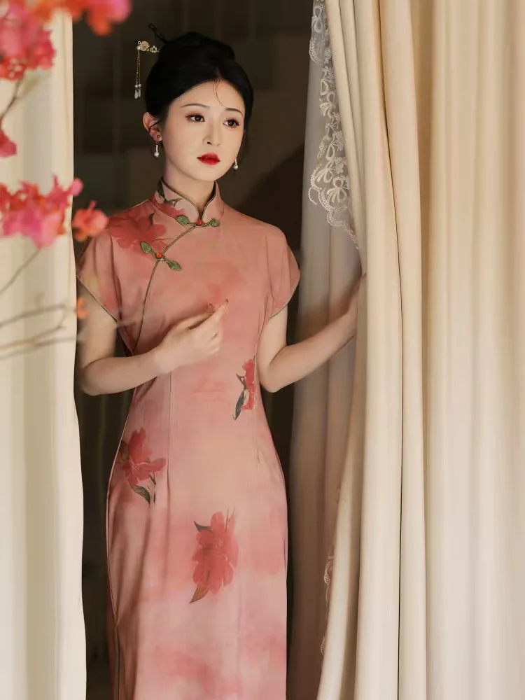 Рисунок 2 - Шелковый элегантный вышивка в китайском стиле