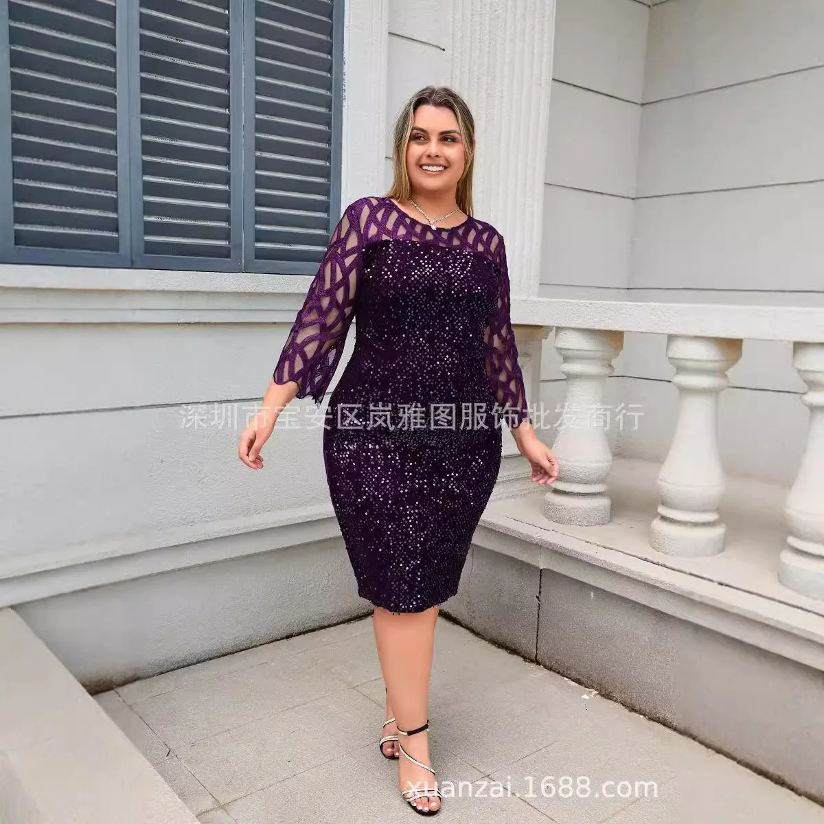 ชุดเดรสผู้หญิงแขนตาข่าย คอทรงโอ ประดับเลื่อม ทรงเข้ารูป ความยาวปานกลาง ปี 2025  ชุดราตรีหรูหรา เซ็กซี่ สำหรับงานปาร์ตี้และคลับ