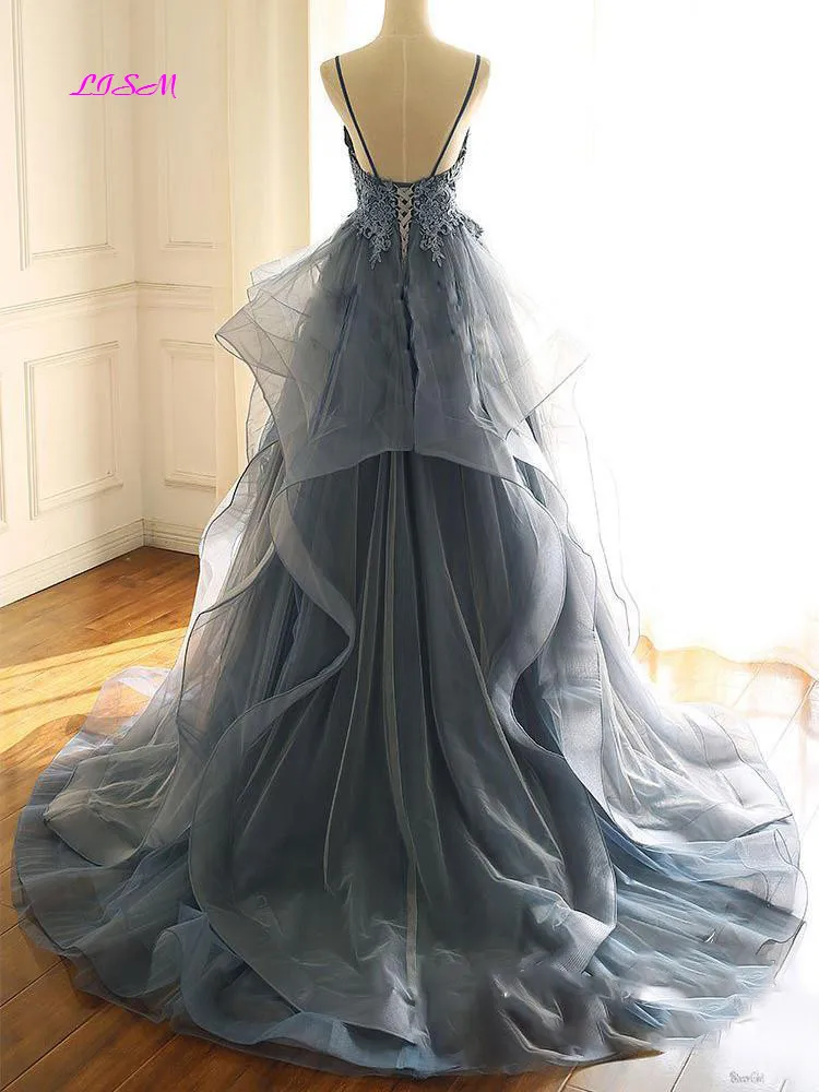 Deep V-Neck Appliqued Prussian Blue Evening Dress Multi-Layered Organza Long Prom Dresses A-Line Sleeveless Party Gowns