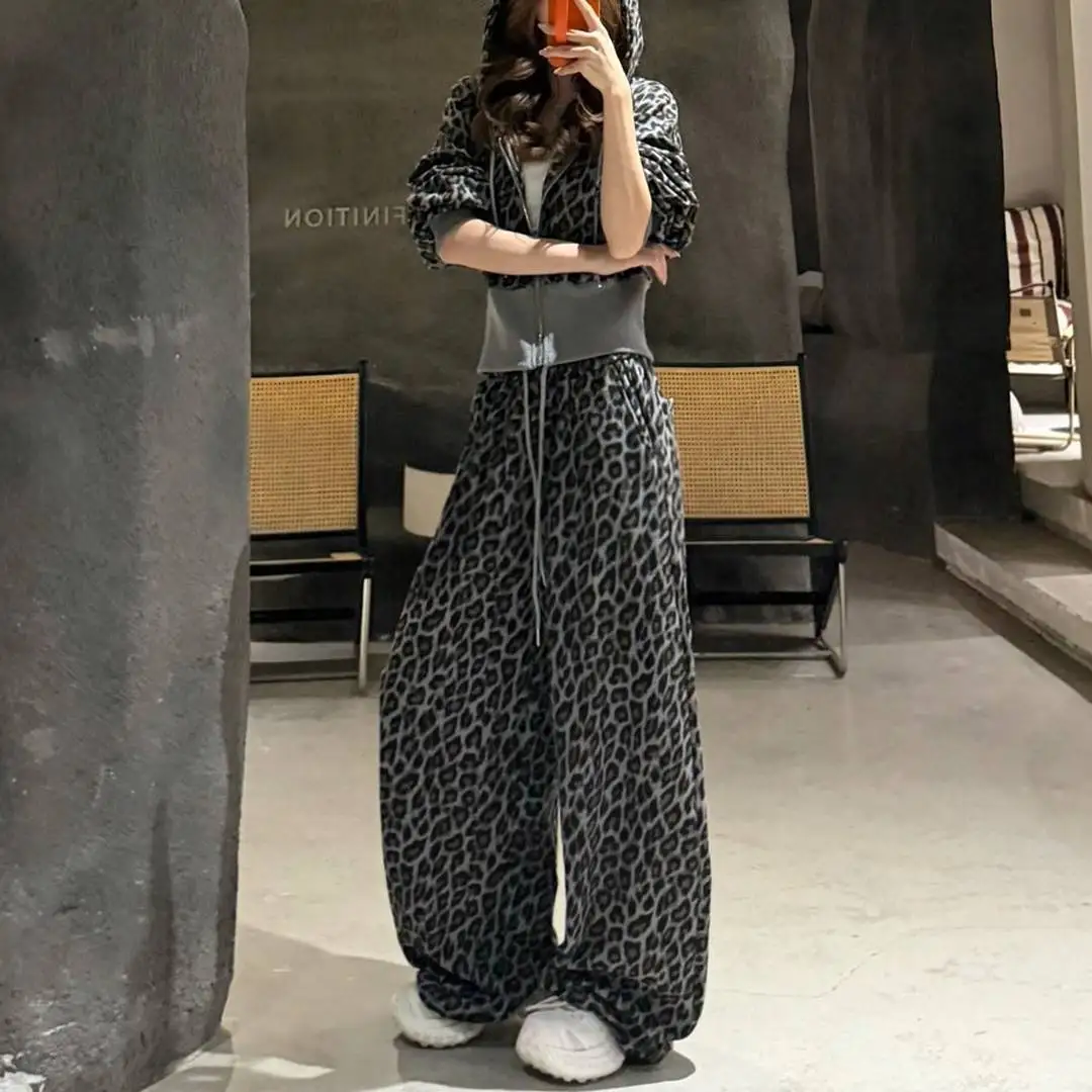 Retro Small Size Women's Leopard Print Slim Fit Hoodie And Wide Leg Pants Two Piece Set Casual Autumn Fashion Ensemble