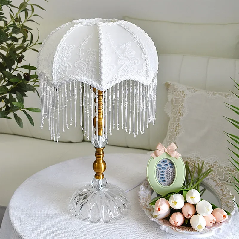 American European French retro desk lamp bedroom bedside lamp princess girl ins atmosphere medieval fringed lace