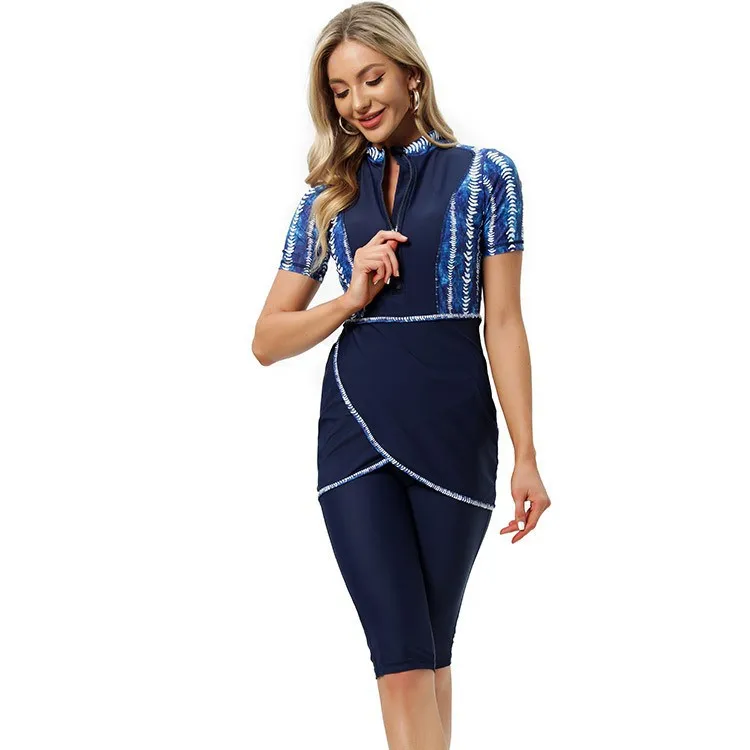 2026 New 3 Pieces Print Front Zip Wrap Tunic Capri Length Modest Burkini Swimsuit Women Short Sleeve Hijab Islamic Bathing Suit