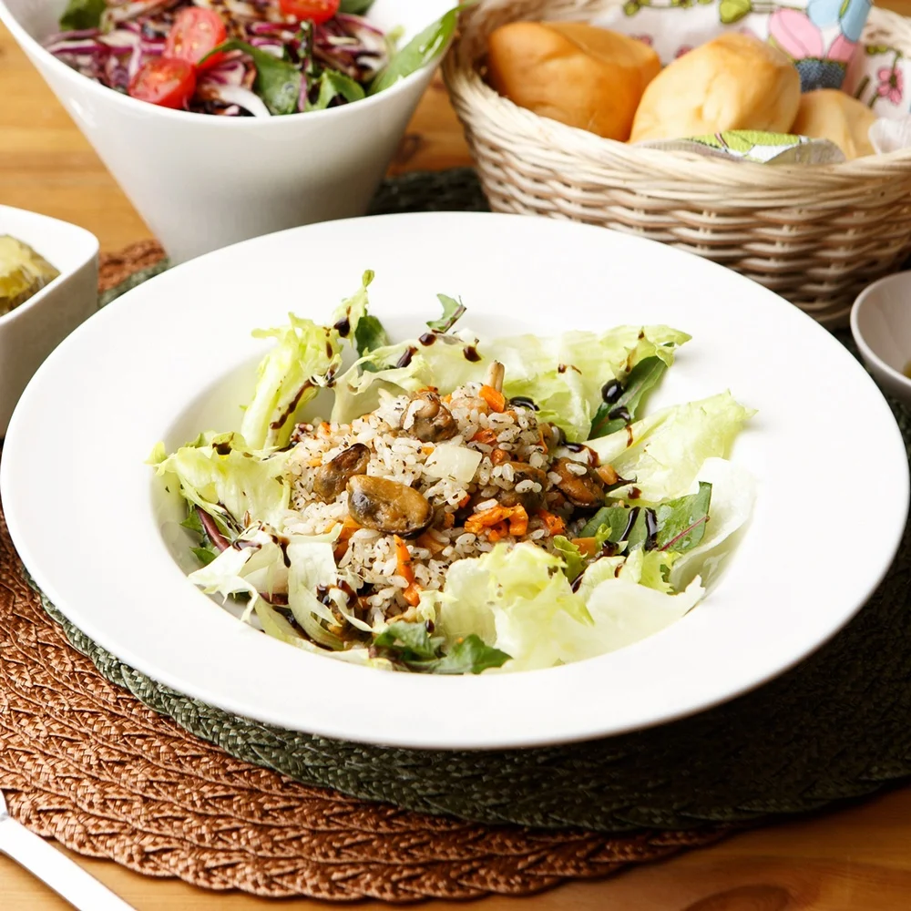 (كونسر) طعام الإبهام أرز مقلي للمأكولات البحرية 300 جرام × 5 قطع. شحم ومجموعة متنوعة من المأكولات البحرية لوضع حلاوة وطعام عالي، أرز مقلي جيد.