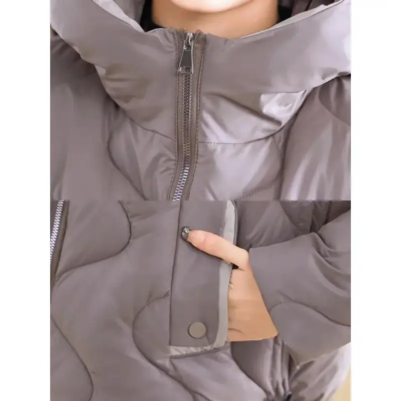 Giacca invernale da donna Capispalla Abbigliamento coreano Cappotto da donna Parka in cotone con cappuccio Cappotto trapuntato da donna Harajuku Streetwear