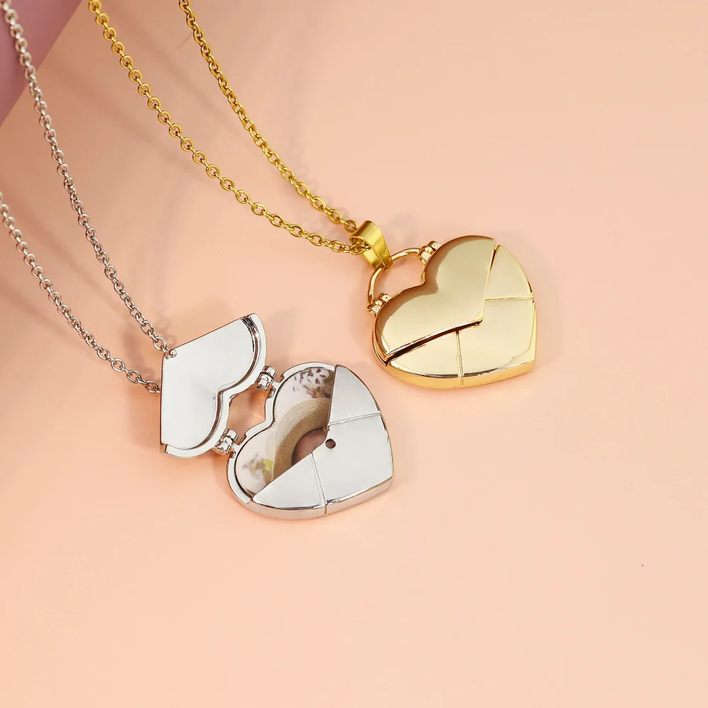 

2025 Creative photo box custom peach heart necklace female openable heart pendant love jewelry commemorative gift