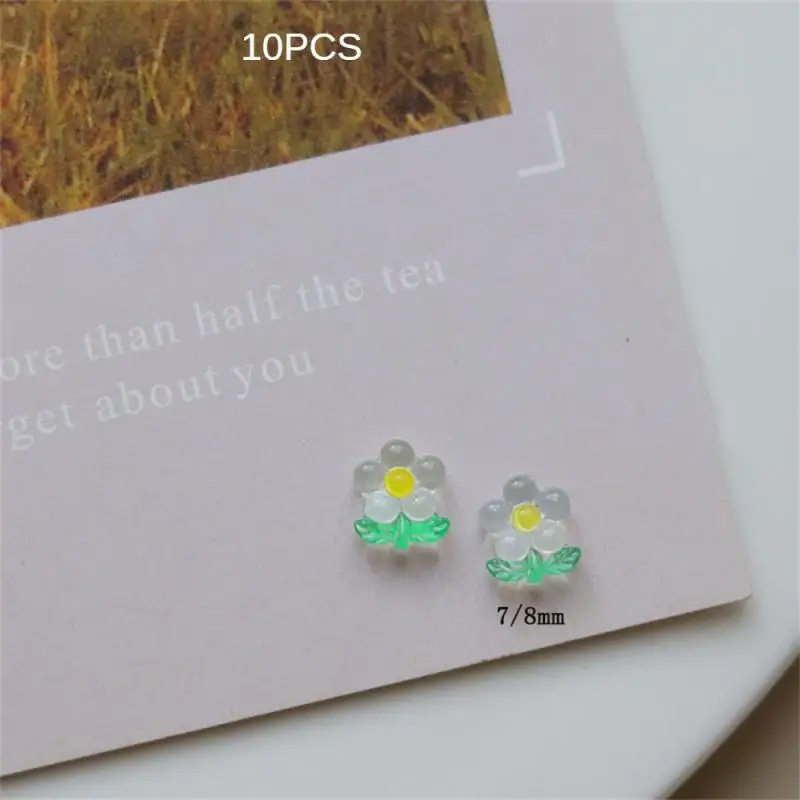 7*9Mm Mini Kleurrijke 3d Tulpenbloem Nail Art Hars Mix Kleuren Bloemen Nail Art Bedels Bloemvormige Manicure Benodigdheden