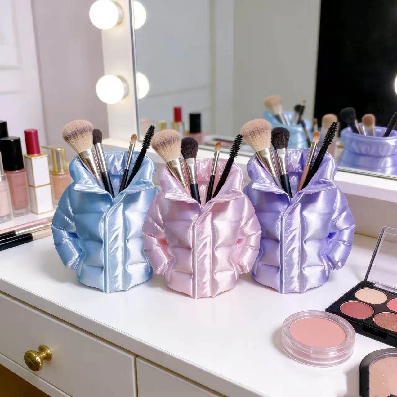 Down Jacket Styling Makeup Brush Storage Box Portable Cosmetics Storage Bucket Gift Giving