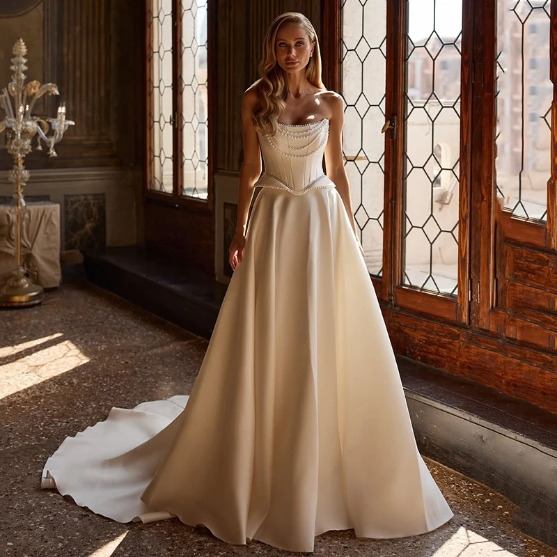

Eightree 2025 A-Line Wedding Dresses Strapless Sleeveless Pearls Corset Bridal Dress White Wedding Ball Prom Gowns Customized