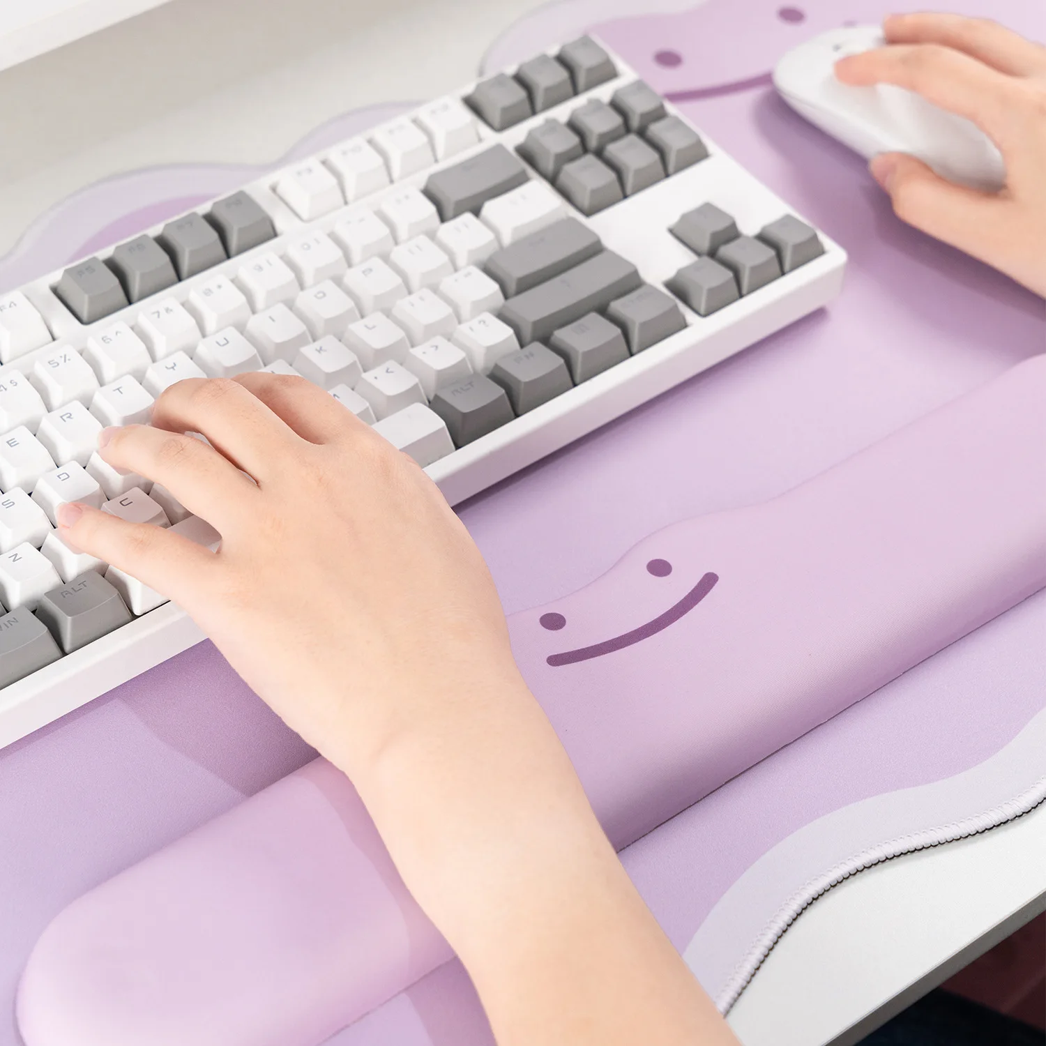 Yocore Computer Gaming Mauspad mit Handballen auflage große kawaii Ghost Desk Pad Büro tisch matte rutsch feste wasserdichte Matten