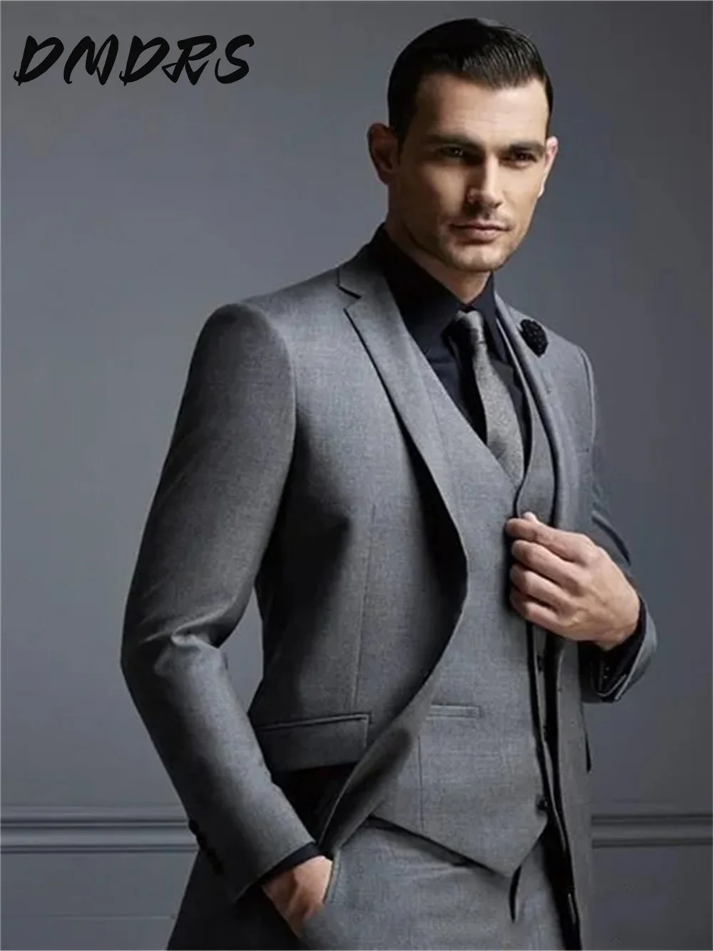 Luxury Men Prom Suit 3PCS 2025 Formal Solid Button Suit For Groomsmen Including Jacket Vest Pants For Wedding Customized