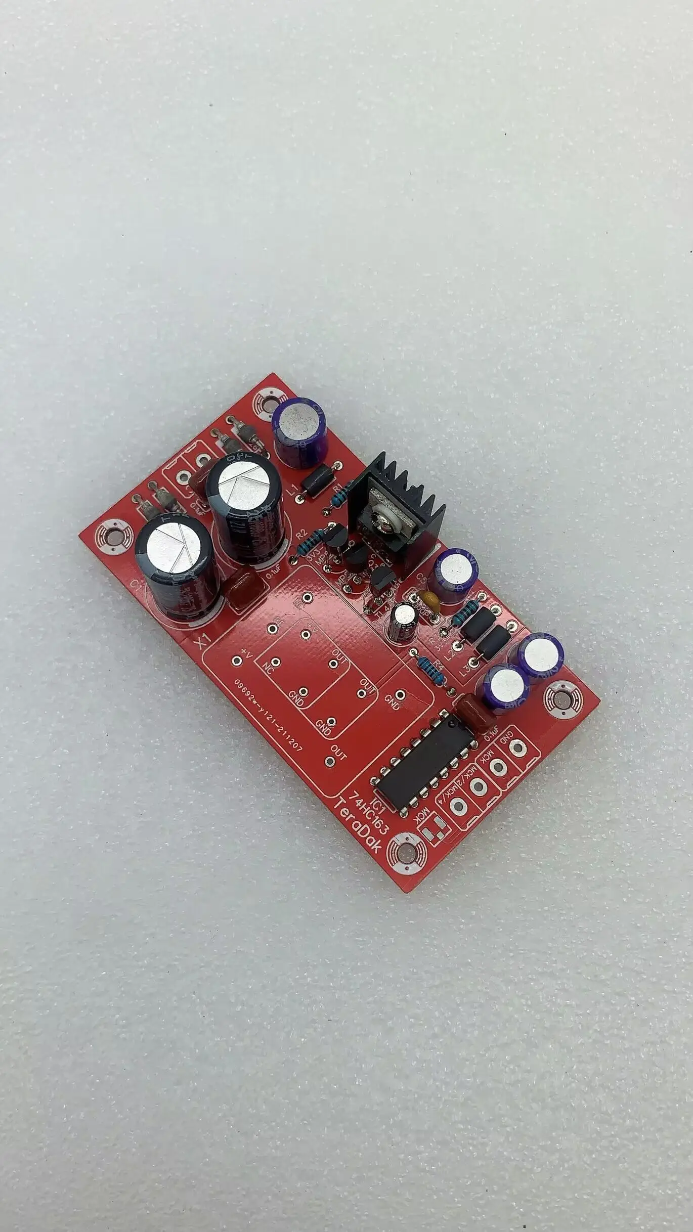 Function clock precise regulated power supply board compatible with TCXO OCXO frequency divider board