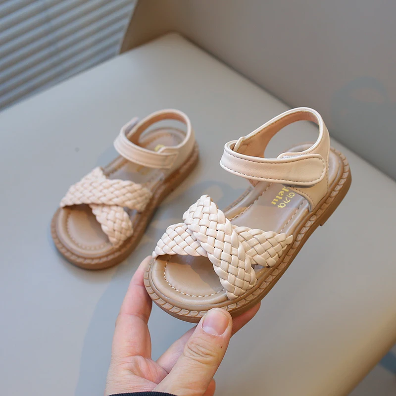 Toddlers Girls Sandals Kids Princess Beach Shoes 2024 Brand New Cross Tied Weave Style Fashion Children Summer Sandals Soft Cute