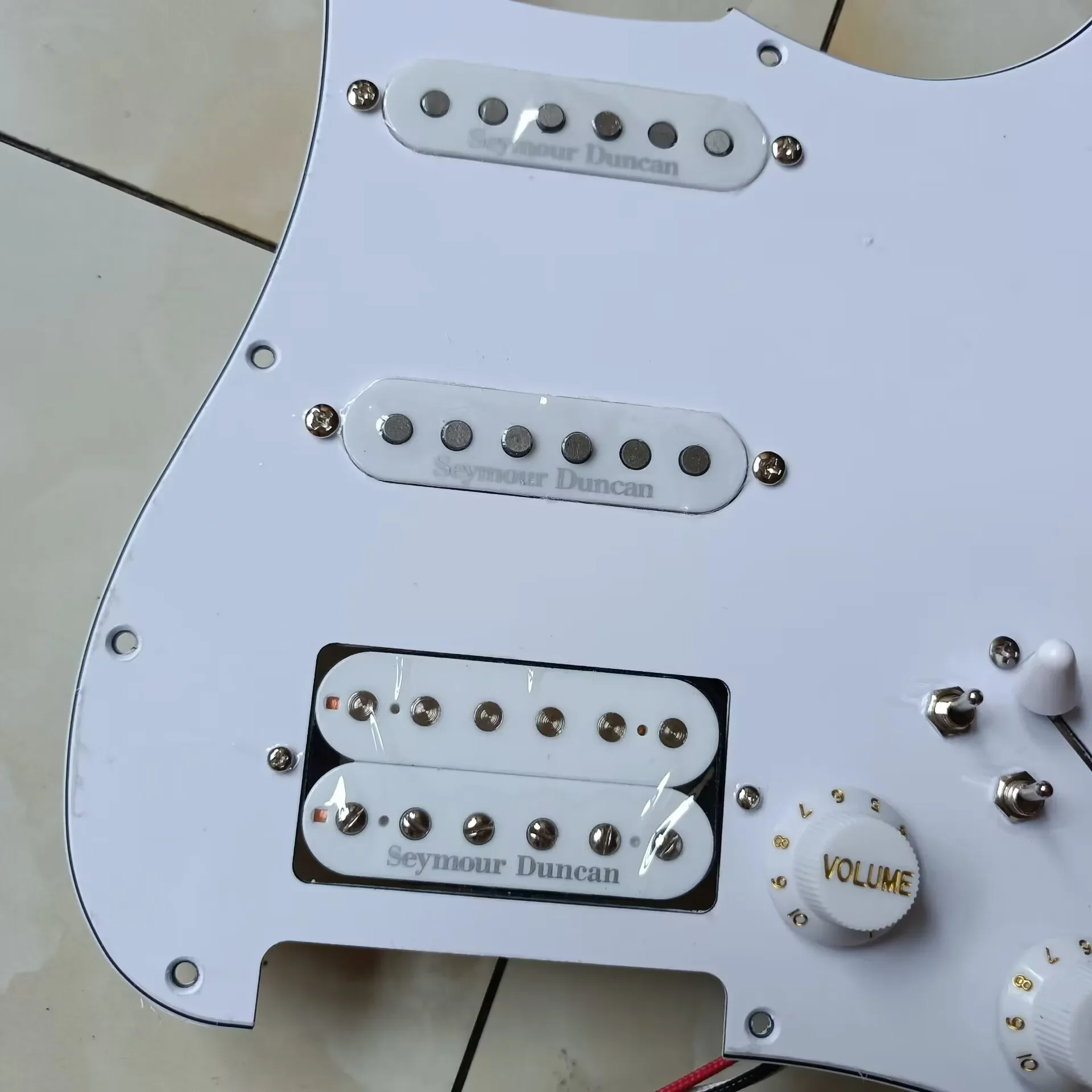 SSH Upgrad Prewired ST Eléctrica Guitarra Pickguard Set Coil Split Switch Loaded White  Alnico 5 Pickup Guitar Accessories