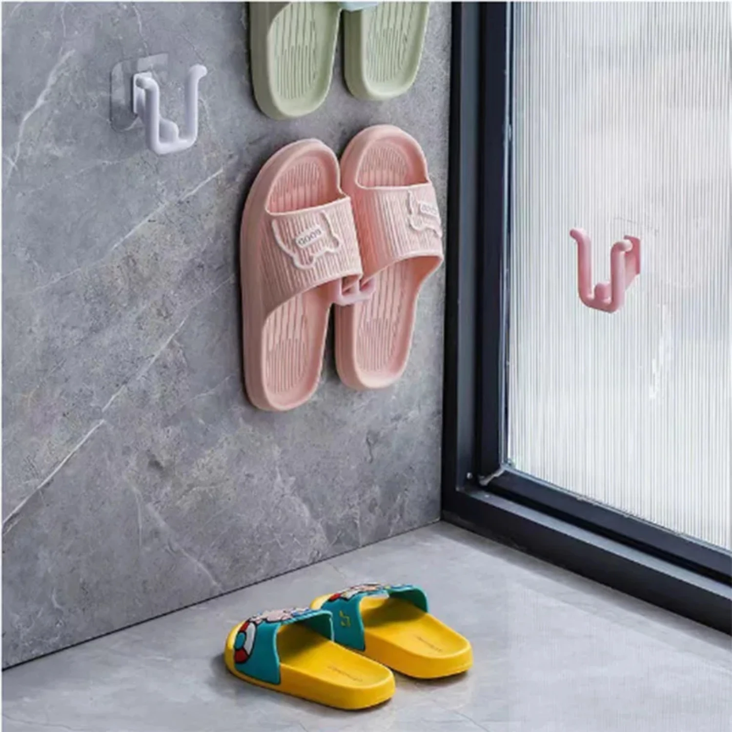 Simple Self-adhesive Bathroom Slipper Rack for Efficient Shoe Drying and Toilet Drainage Wall Mounted Hook in Bedroom