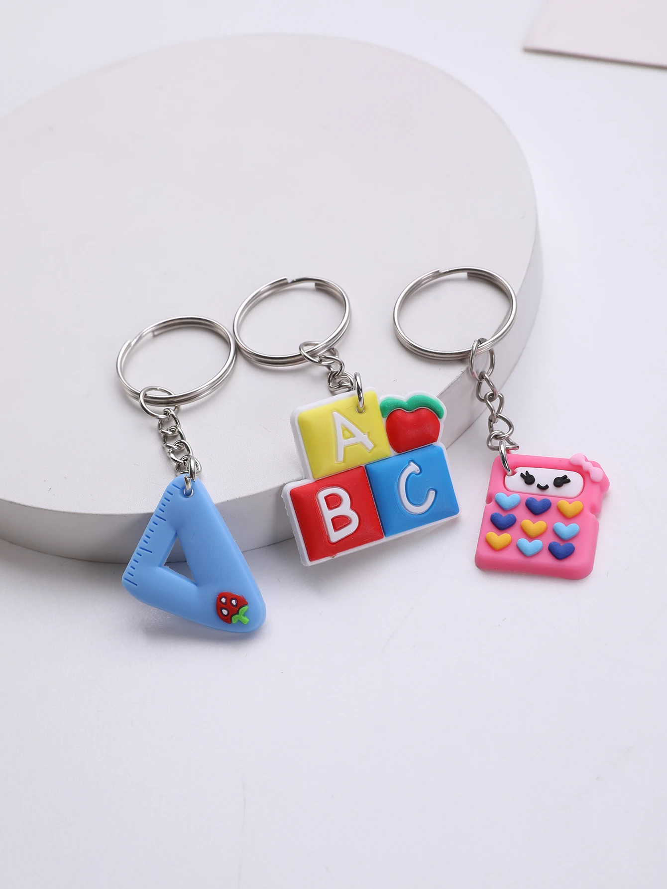 Mini Bonito PVC Papelaria Keychain, Favores Do Partido, Prêmios Sala De Aula, Aniversário e Presente De Natal, 30pcs