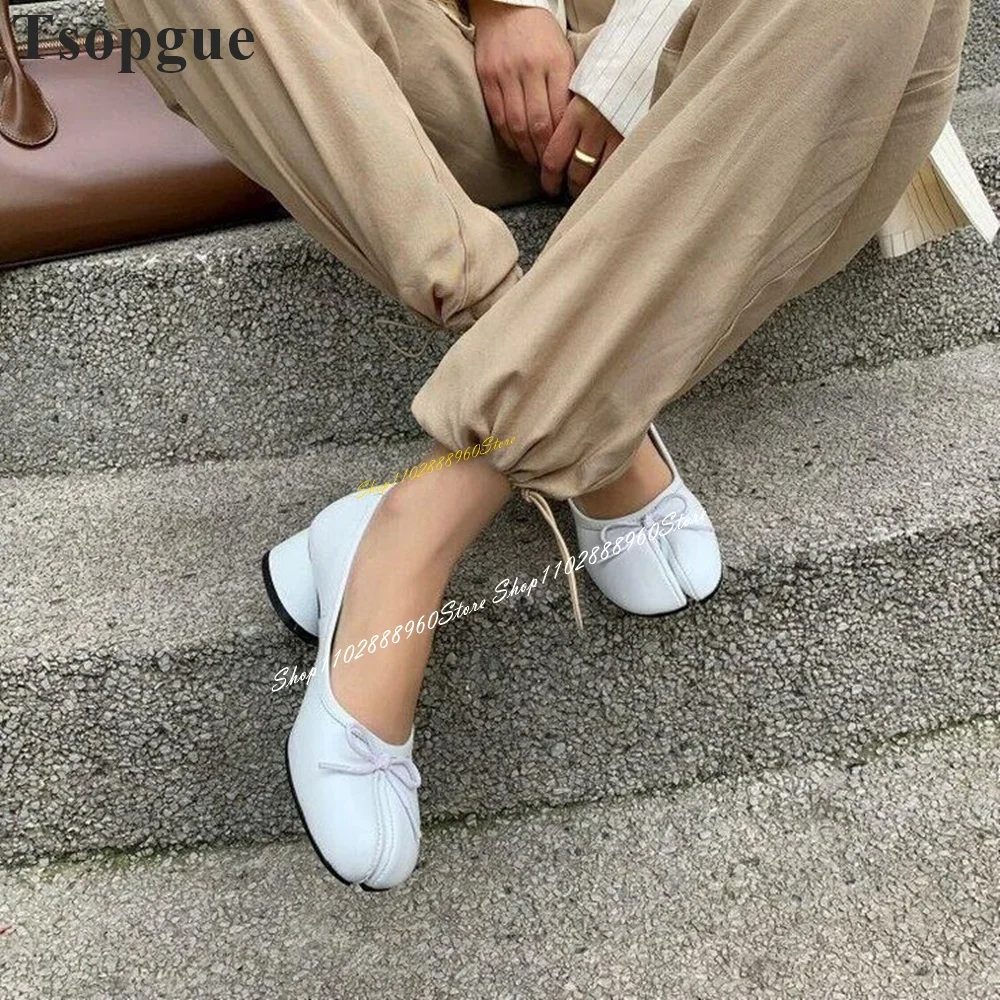 

Trendy Shallow White Knot Decoration Tabi Pumps Thick Heel Shoes For Women Slip On Split Toe 2024 Fashion Zapatos Para Mujere