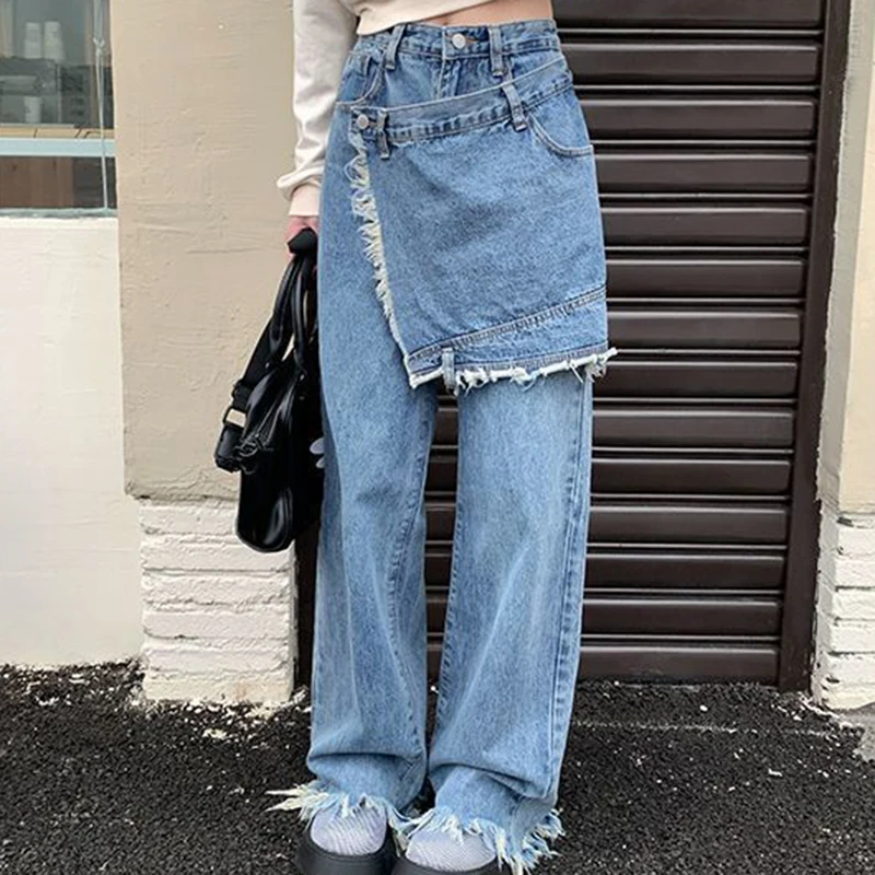 

Design inspired denim pants for women, loose fitting and slimming down. 2024 new high street straight leg wide leg pants