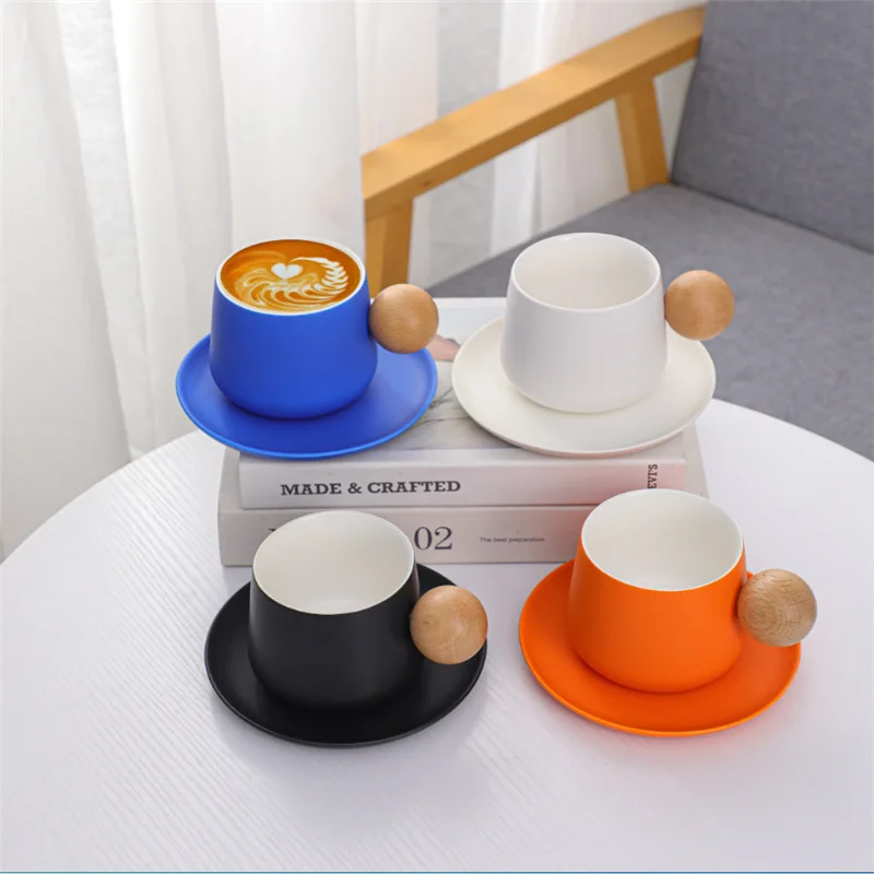 

Japanese Creative Couple Coffee Cups With Saucers Porcelain Mug With Wood Ball Handle Ceramic Tea Cup Saucer Set Tableware Gift