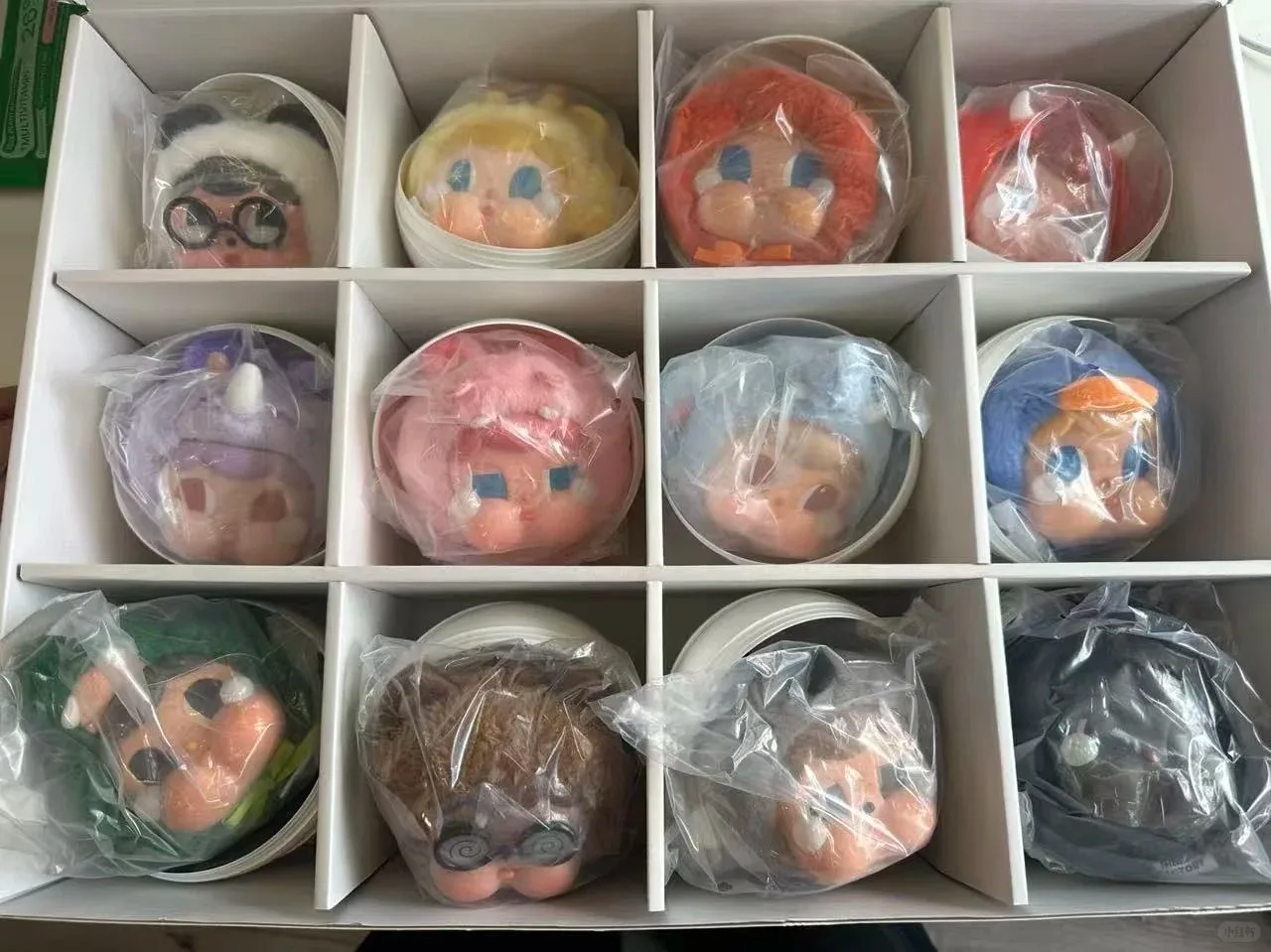 

Коллекционные сюрприз-игрушки POPMART Crybaby: лимитированная серия Bangkok Twisted Egg (слепая коробка), креативные и интересные подарки