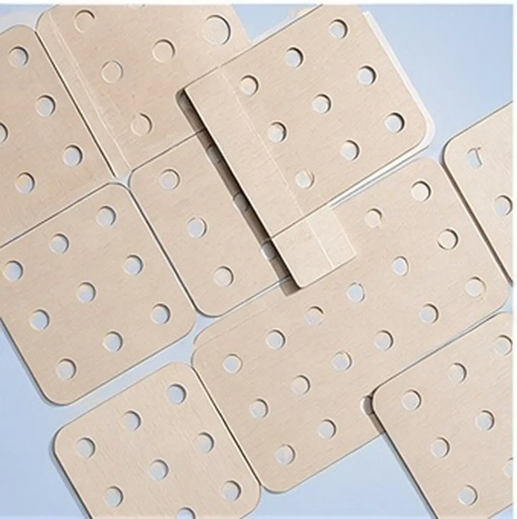48Pcs Wood Tablet Weaving Cards 2.2x2.2in 9 Holes Square Card Tablets Smooth Natural Wood Weaving Supplies for Beginners DIY