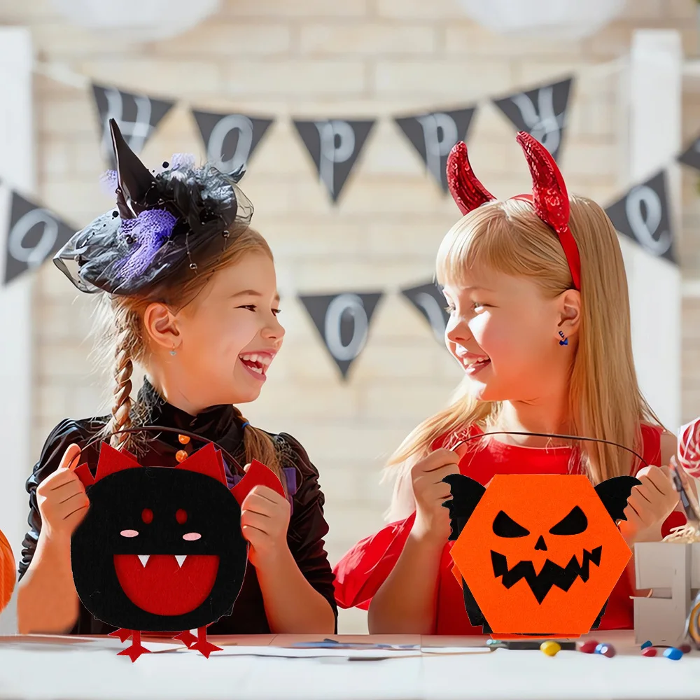 Handgehaltene Halloween-Trick-or-Treat-Tasche aus Filz, 3D-Kürbis-Geist-Fledermaus-Design, Vlies-Tragetasche, klassische Elemente, Goody-Tasche für Kinder