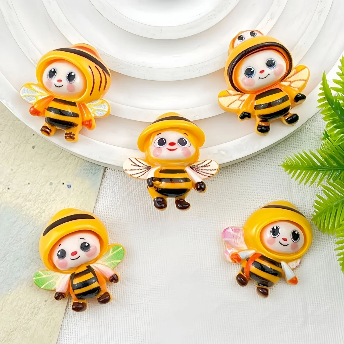 6pcs/set Yellow Little Bee Figure Refrigerator Magnets, Bee 