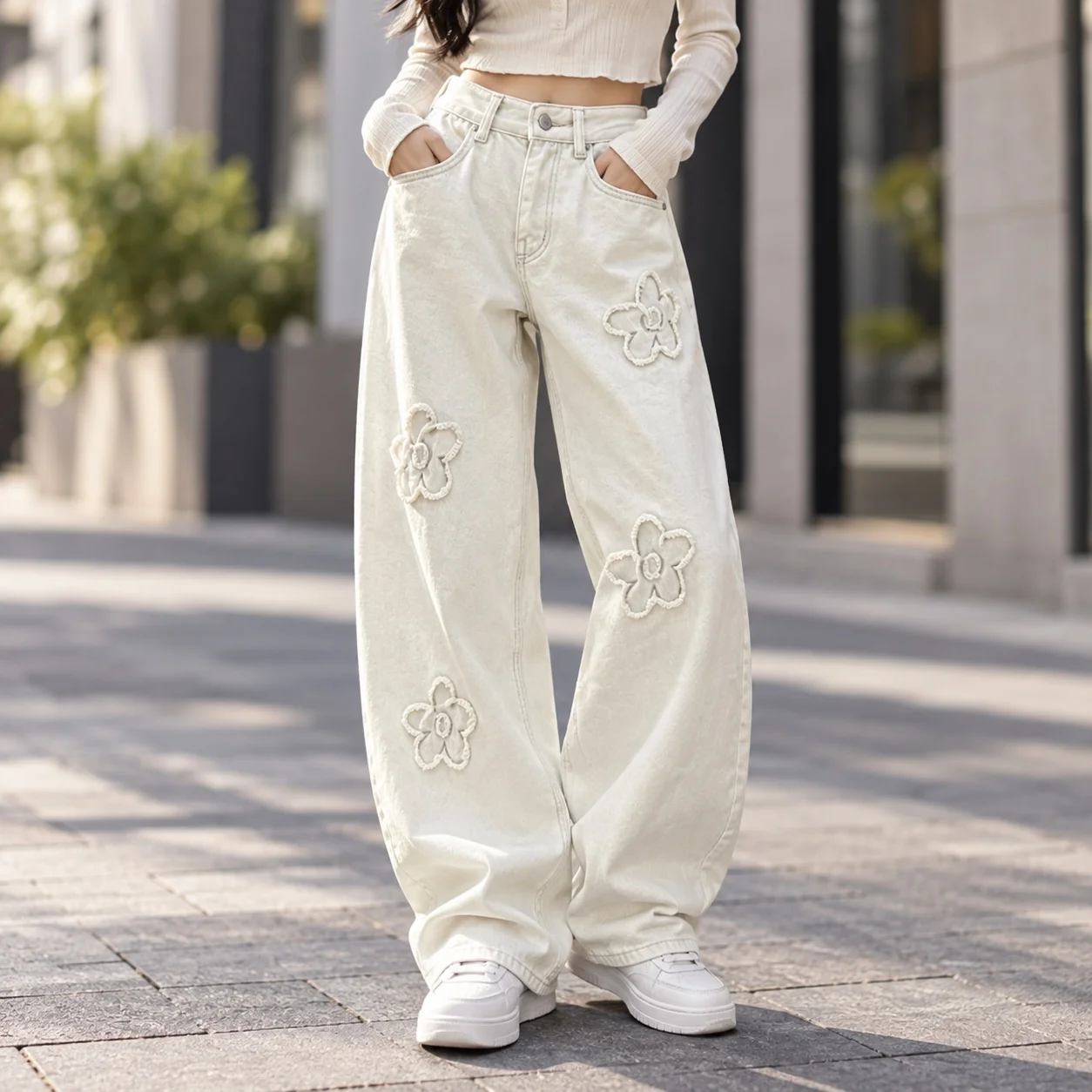 High Waist Casual Loose Fit Jeans with Minimalist Streetwear Full Length Hong Kong Style Patch Embroidery Patterned Women Jeans