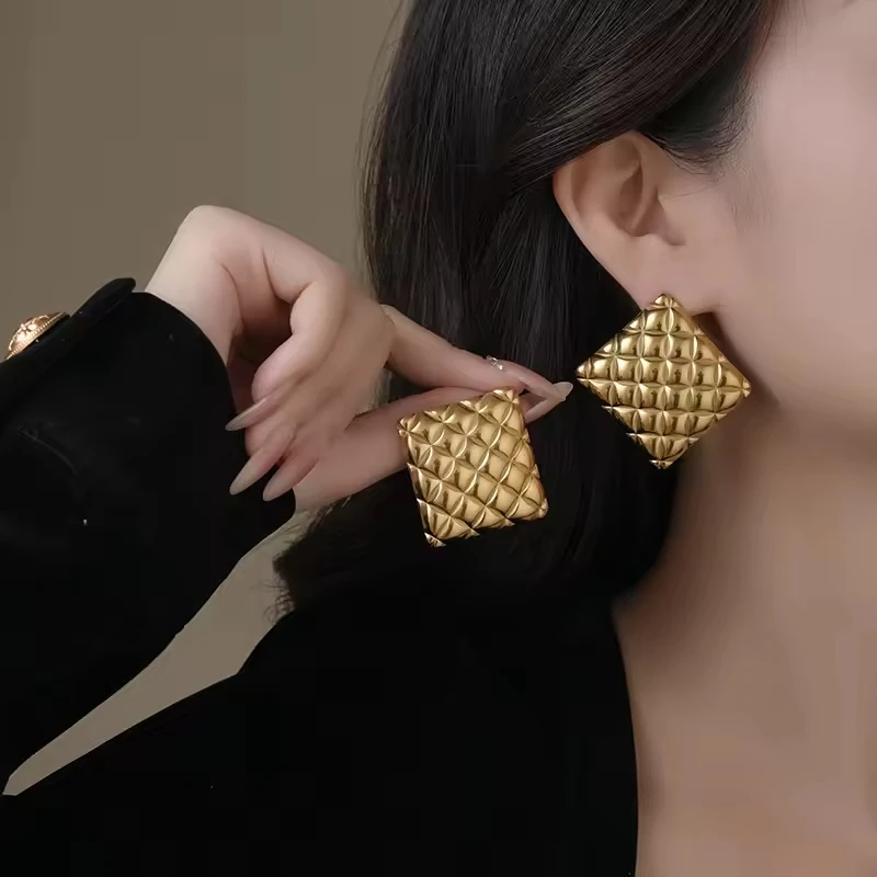 Fashion Minimalist Geometric square Stripe Textured Waterproof Gold Plated Stainless Steel Jewelry Stud Earrings for Woman