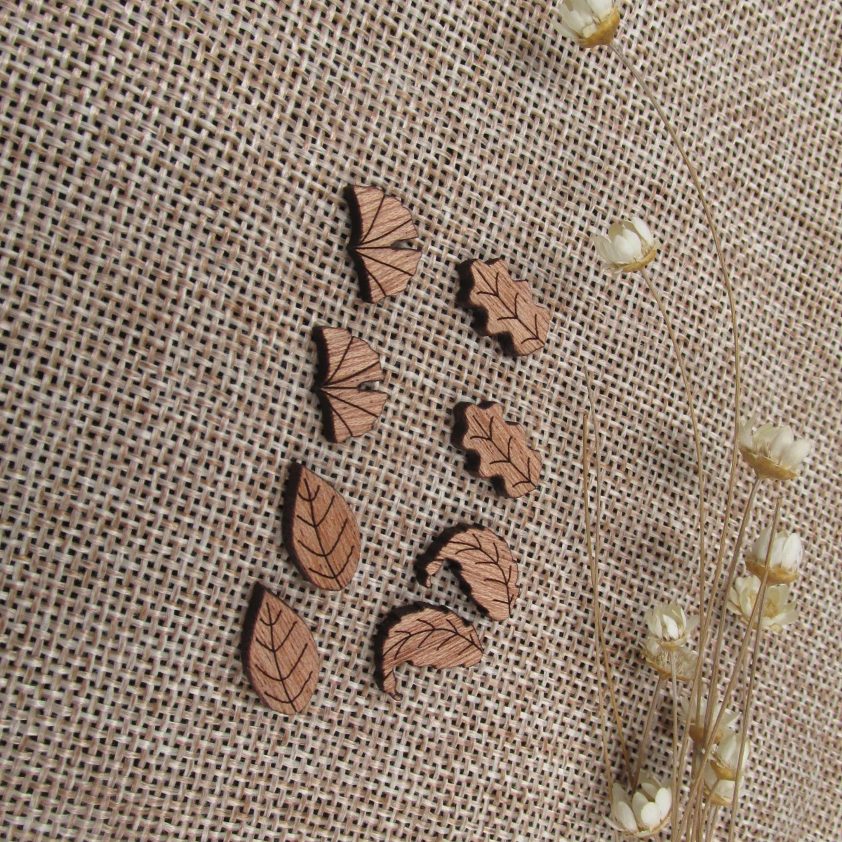 5 Pair Unfinished Blank Autumn Falls Leaves Wooden Maple Leaf Cabochon Wood Shape Cutouts For DIY Craft Earring Stud