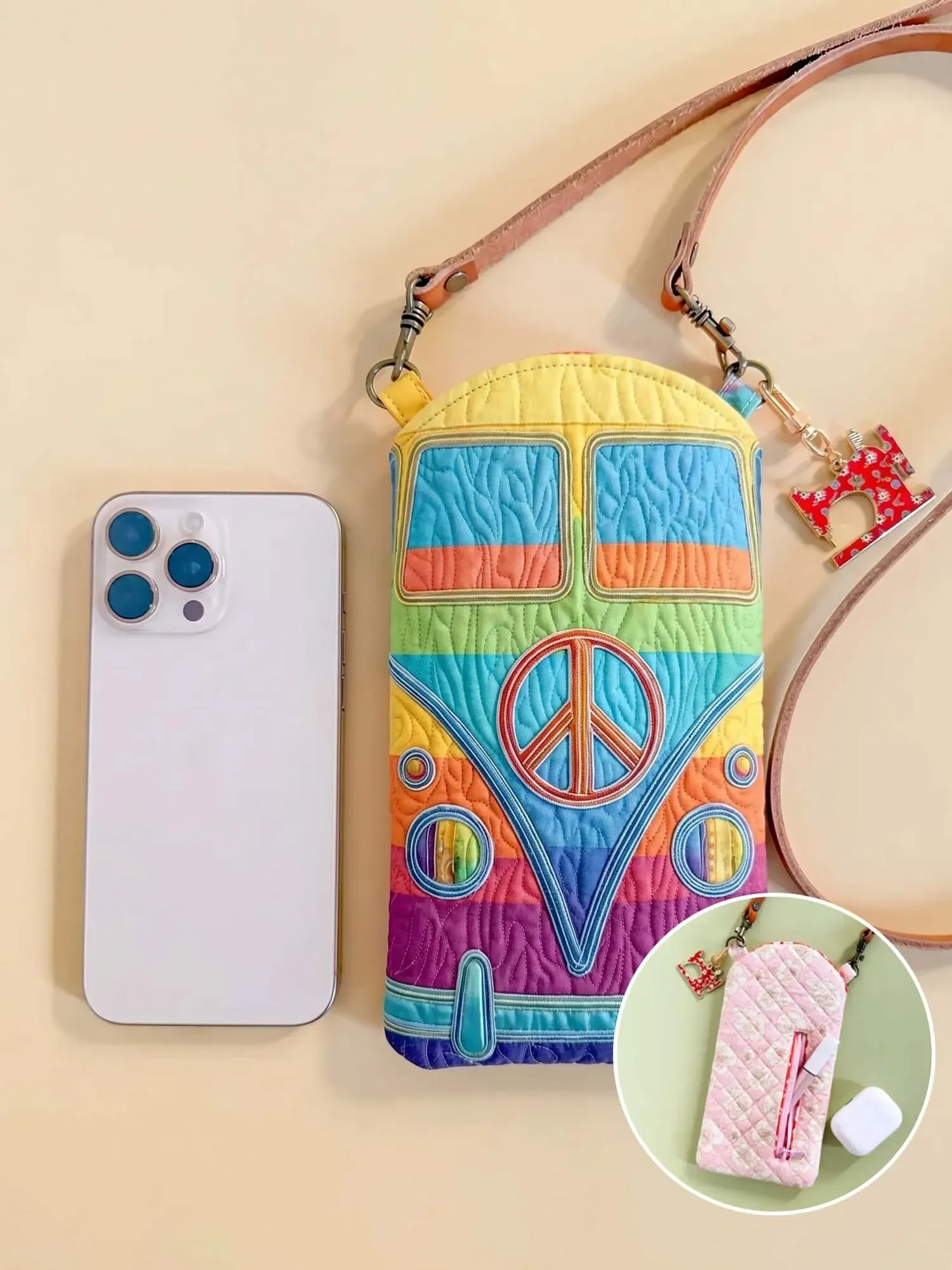3D Printed Quilted Crossbody Cell Phone Bag Personalized Gift Adjustable Strap Mini Shoulder Purse Pouch Women Daily Outdoor Bag