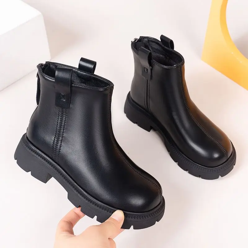 

2026 Autumn Winter Girls Leather Boots British Style Warm Faux Fur Lining Soft Sole Cotton Shoes Fashion Ankle Boots