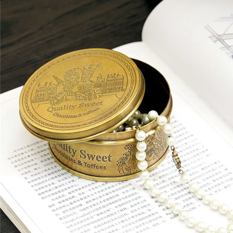 Brass Vintage Storage Box Handmade Carved Round Biscuits Candy Small Cans Crafts Ornaments Classical Jewelry Storage Box Gift