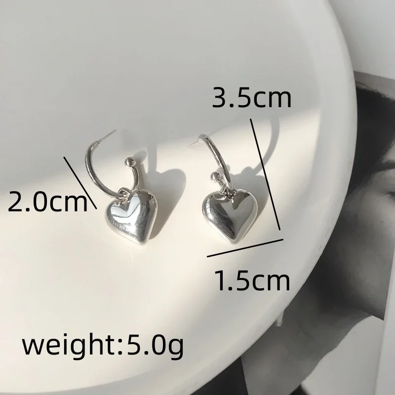 C-shaped Heart Pendant Earrings for Women Korean Simple Love Temperament Gold Color Smooth Metal Sense Wedding Jewelry Gift