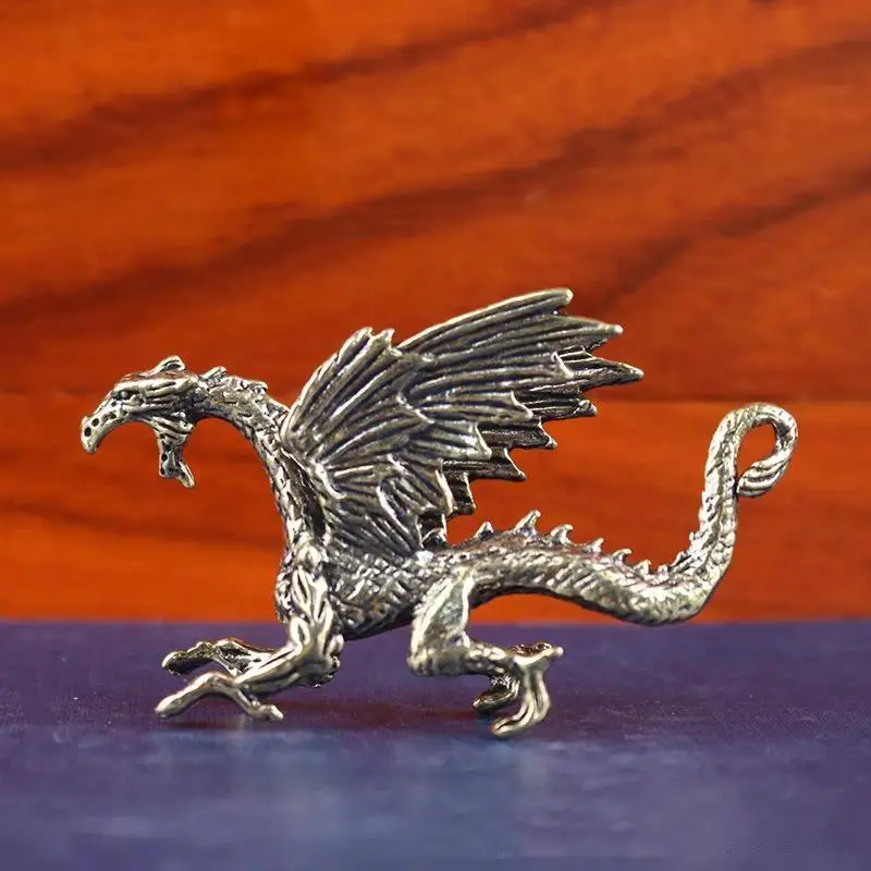 Mini-Messingfiguren von Drachen und Griffins, detaillierte Schnitzereien, antike Oberfläche, Schreibtischdeko, Sammlerstück – Detail 16