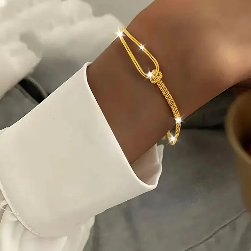 Exquisite S925 Silver Geometric Bracelet Simple Minimalist Style Women Fashion Jewelry Perfect for Mother's Day Party Gifts