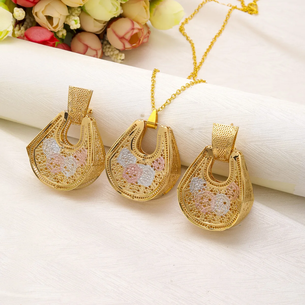 Liffly Dubai Indian African Bead Necklace Earrings Jewelry Sets For Women 18K Gold Plated Nigeria Bridal Wedding Party Jewellery