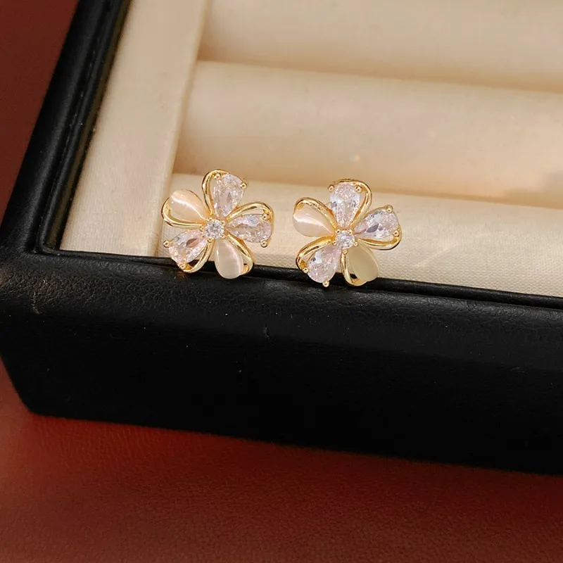 

Gold Cat's Eye & Zircon Flower Stud Earrings, Shiny Petal Piercing Earrings for Women