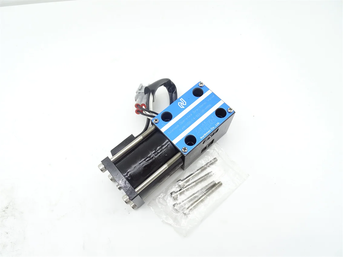 

Solenoid SWM-G02-C4-D12-30-H006 12V Operated Directional Solenoid Valve Construction Machinery Parts