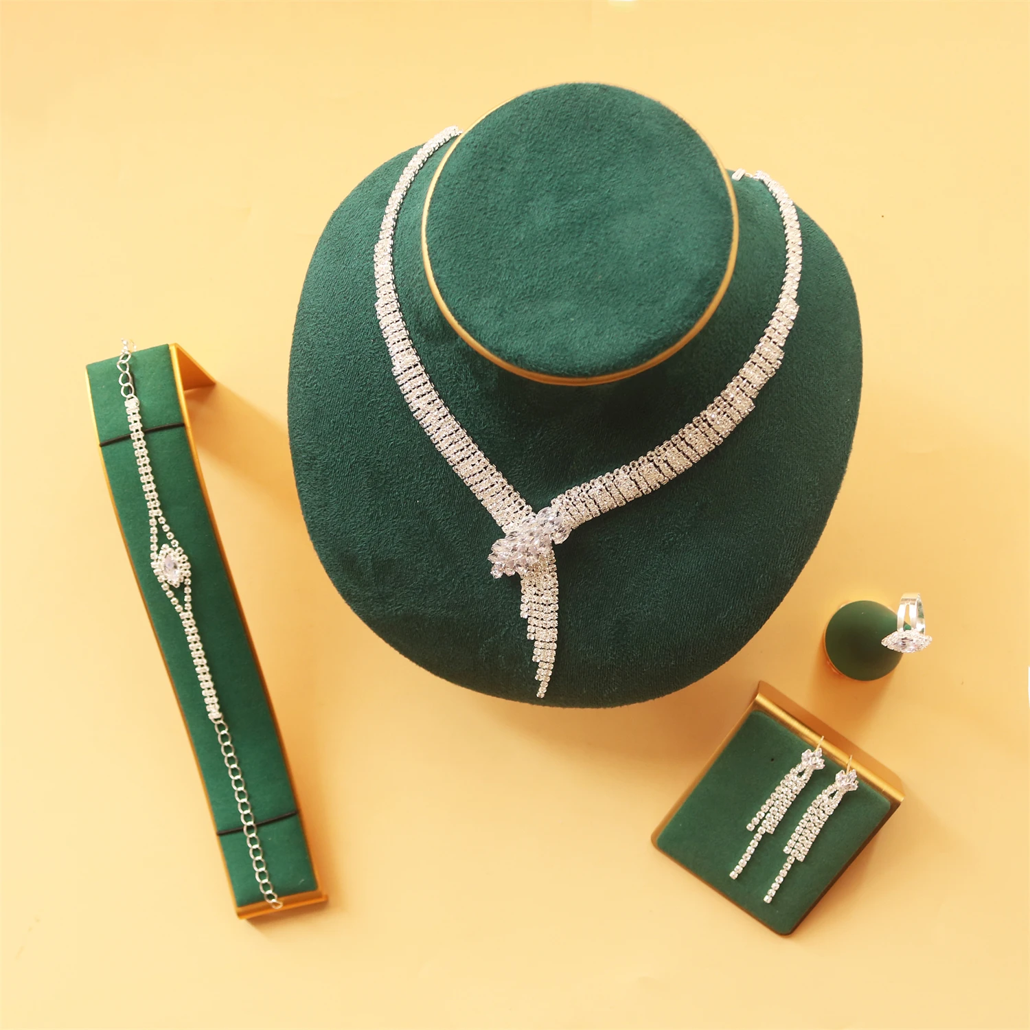 Thumbnail 2 - #75 Ranked Statement Jewelry Sets Picks in 2026